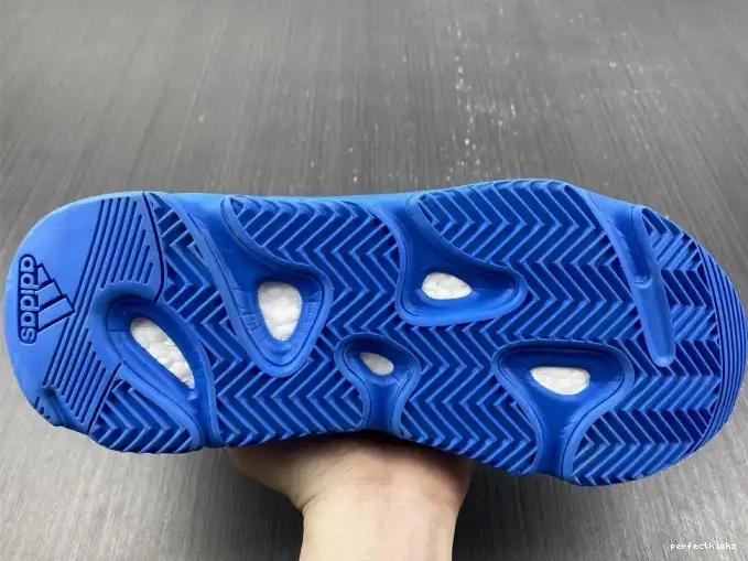 BLUE 700 ADIDAS HI-RES HP6674 BOOST YEEZY 0701